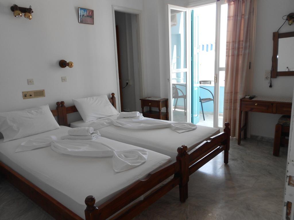 Zorbas Hotel Pythagóreion Quarto foto
