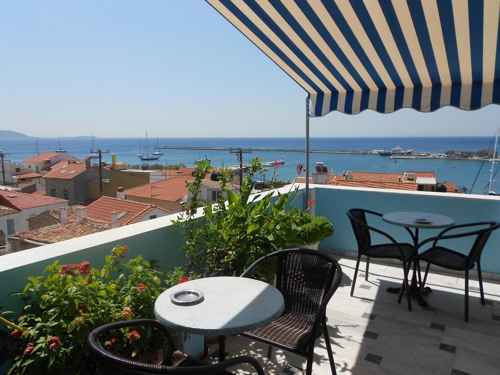 Zorbas Hotel Pythagóreion Quarto foto