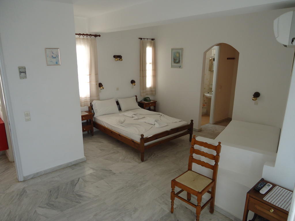 Zorbas Hotel Pythagóreion Quarto foto